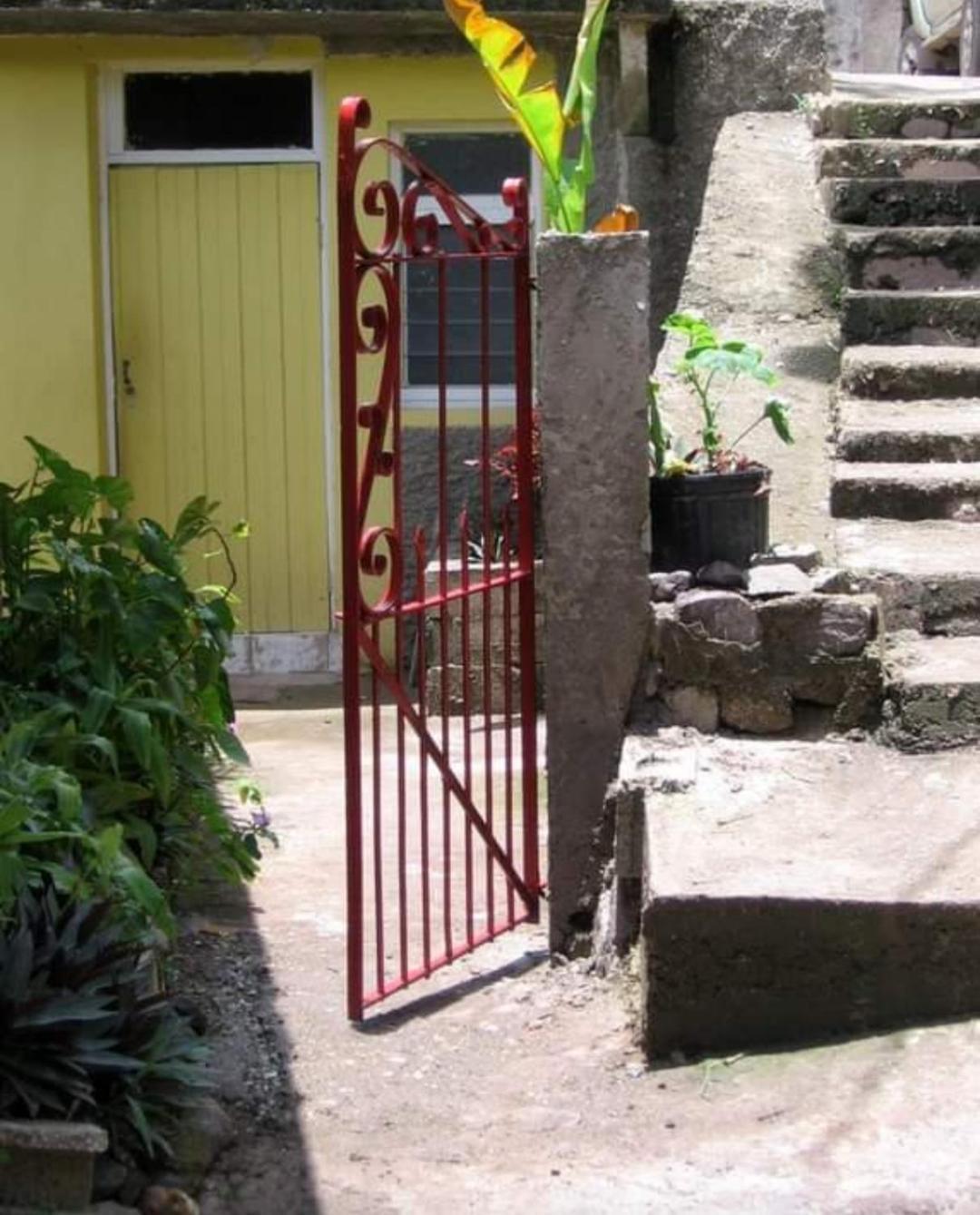 Prince Valley Guesthouse Айриш Таун Номер фото